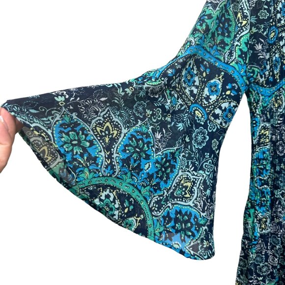 CATHERINES Women SZ 0X(14/16W) Accordion Pleat Tunic Top Bell Sleeve Embellished - Picture 12 of 12